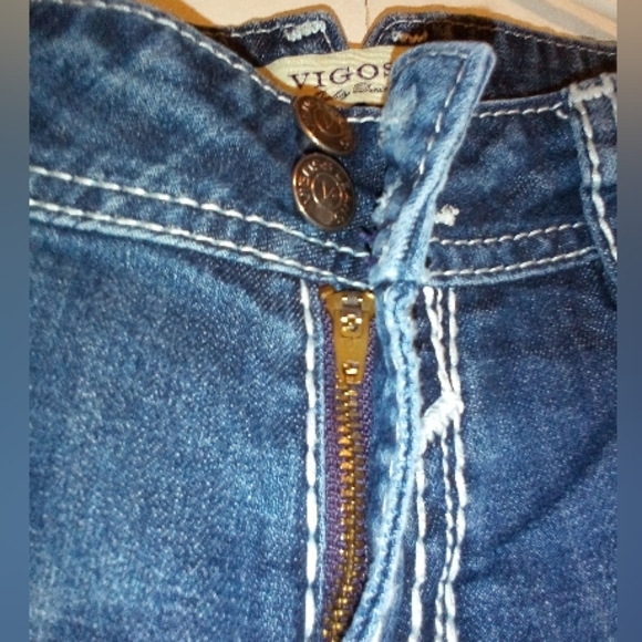 Women's Vigoss Size 15/33 Bootcut Jeans with Rhinestones on back pockets - Picture 3 of 13